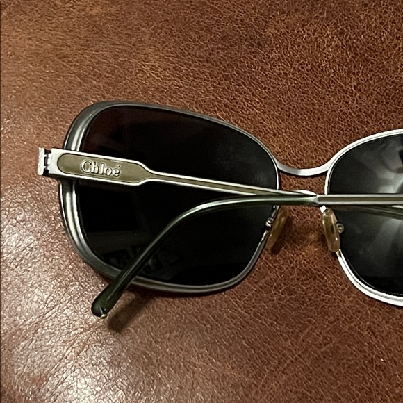 Chloe Y2K Metal Frame Oversized Women’s Sunglasses - Picture 6 of 7